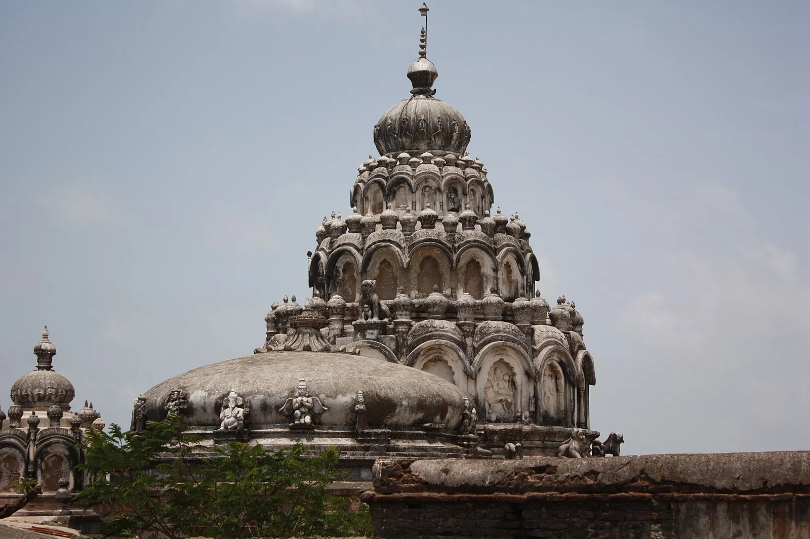 Siddhivinayak temple inside Kolaba Fort