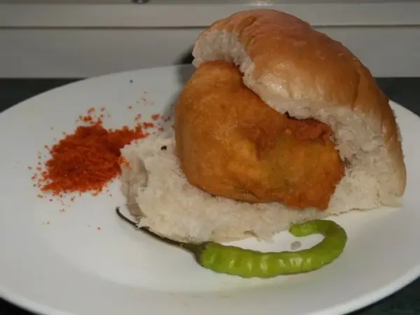 Vada Pav, Mumbai