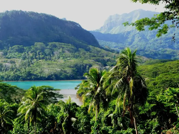 Haapu Bay on the west coast of Huahine Iti