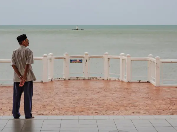 The Melaka Straits Mosque on the water