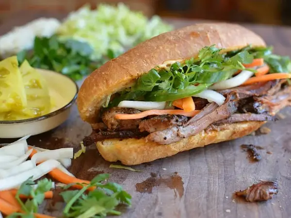 Bánh mì, Vietnam